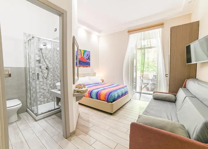 Napoli Vomero Station Rooms